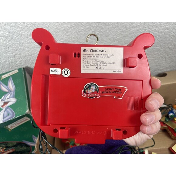 Mr. Christmas Looney Tunes Ornaments Musical Holiday 1997 Plays 20 Song With Box - Picture 10 of 16